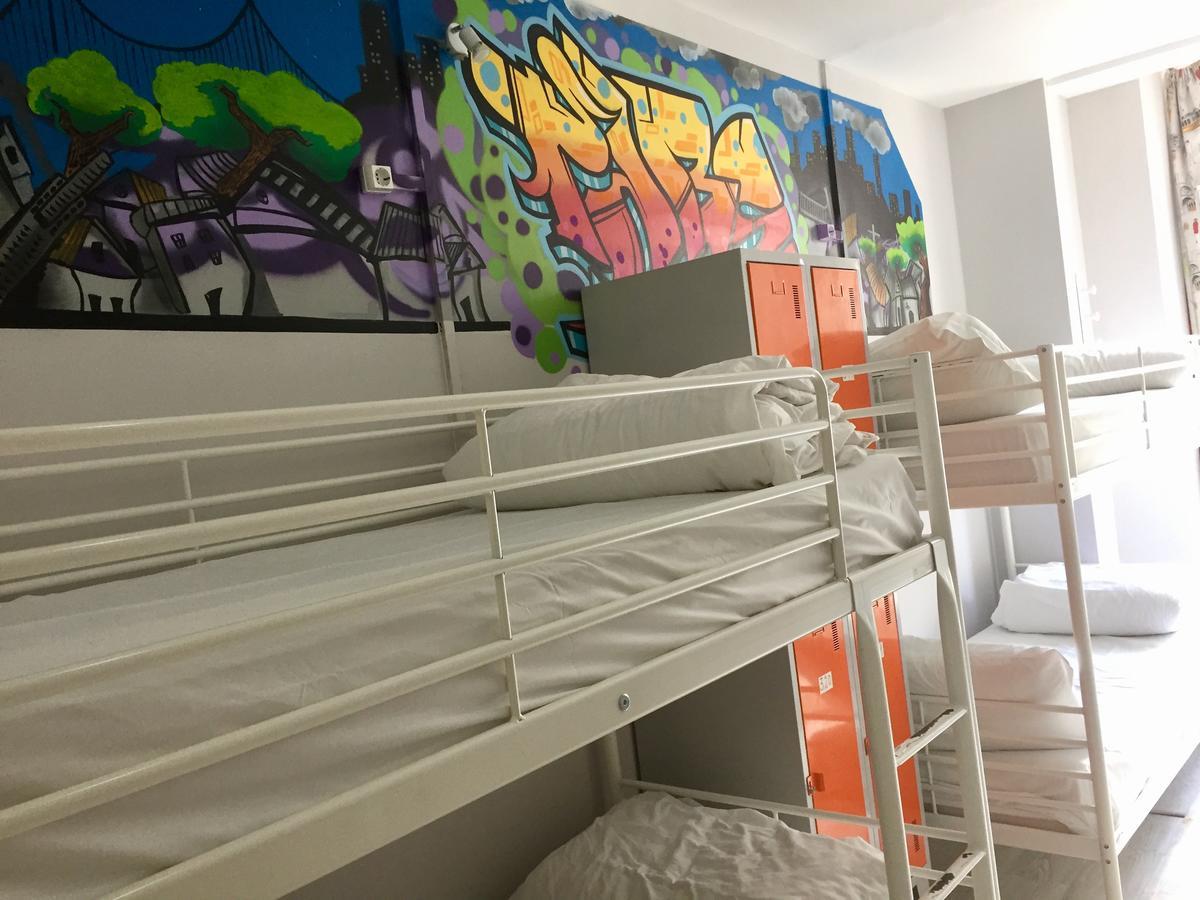 Golden Tram 242 Suites&hostel * Lissabon