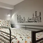 Golden Tram 242 Suites&Hostel