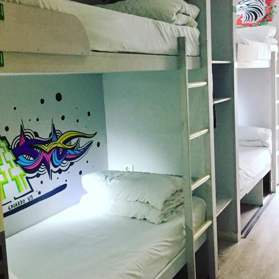 Hostel Golden Tram 242 Suites&hostel