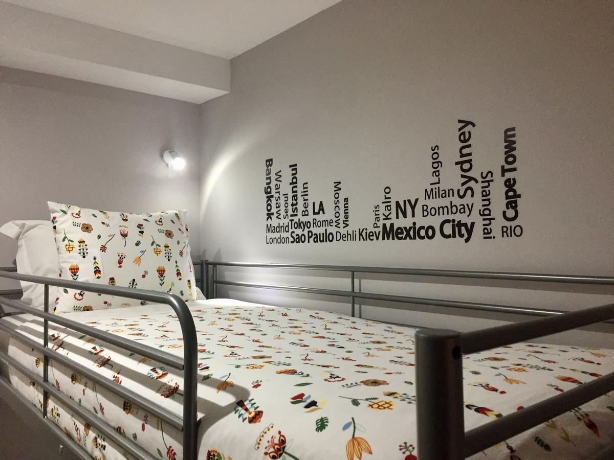 Golden Tram 242 Suites&hostel Hostel *